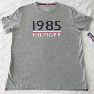 Tommy Hilfiger Modern Essentials Crew Neck T-Shirt (Grey; XL; New with Tag)